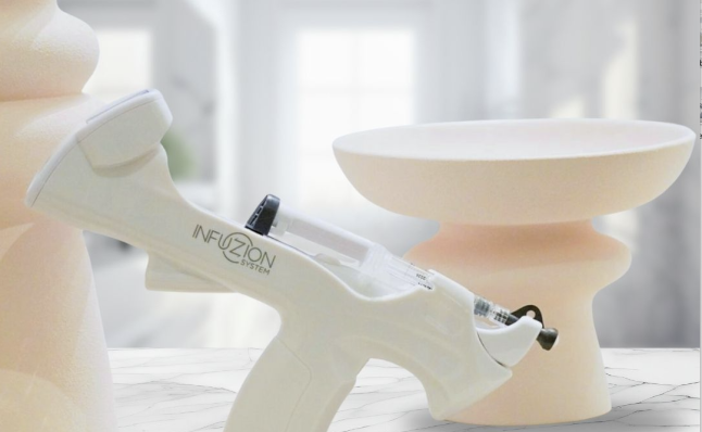 De schoonheidsspecialiste van de koninklijke familie vertelt haar Infuzion verhaal