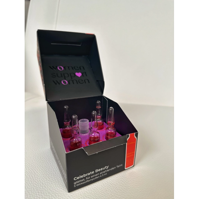 Limited edition ampullen Celebrate Beauty voor gezicht en hals