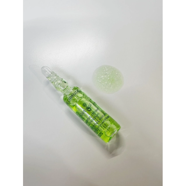 Limited edition Celebrate Women ampoules Retinol voor gezicht & hals